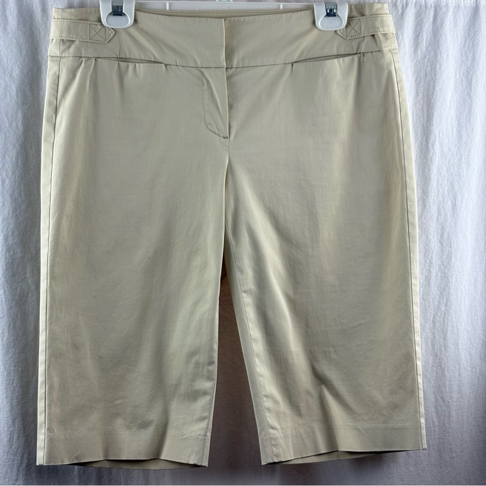 Theory Women's Beige Bermuda Shorts 8